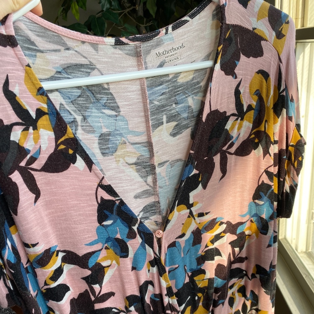 Maternity nursing top